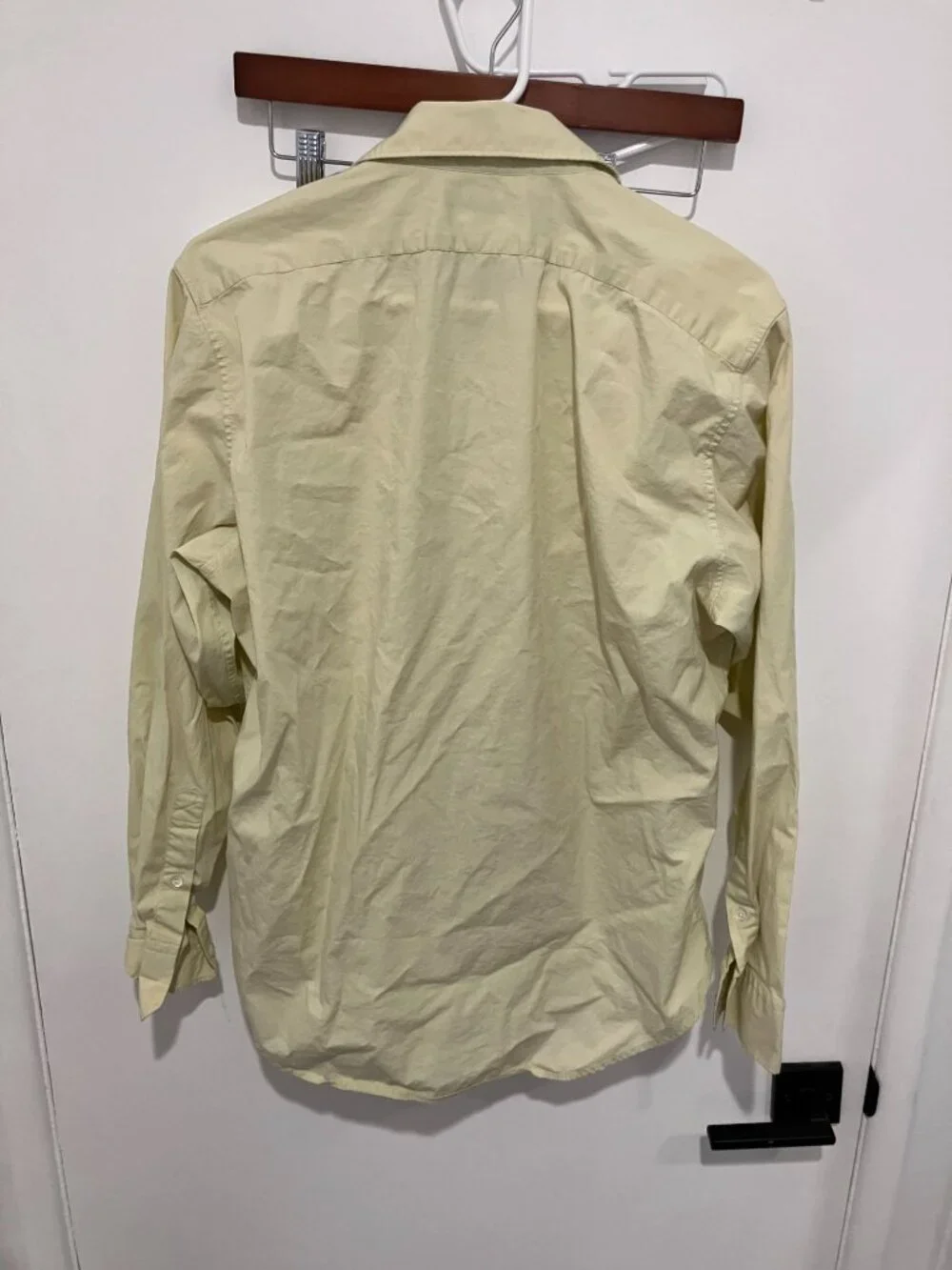 Banana Republic Men's Light Yellow Stretch Long Sleeve Button Down Shirt Size M